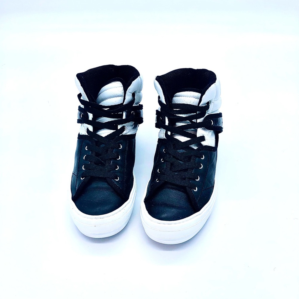 Women's Black and White Ferragamo Trainers 6.5